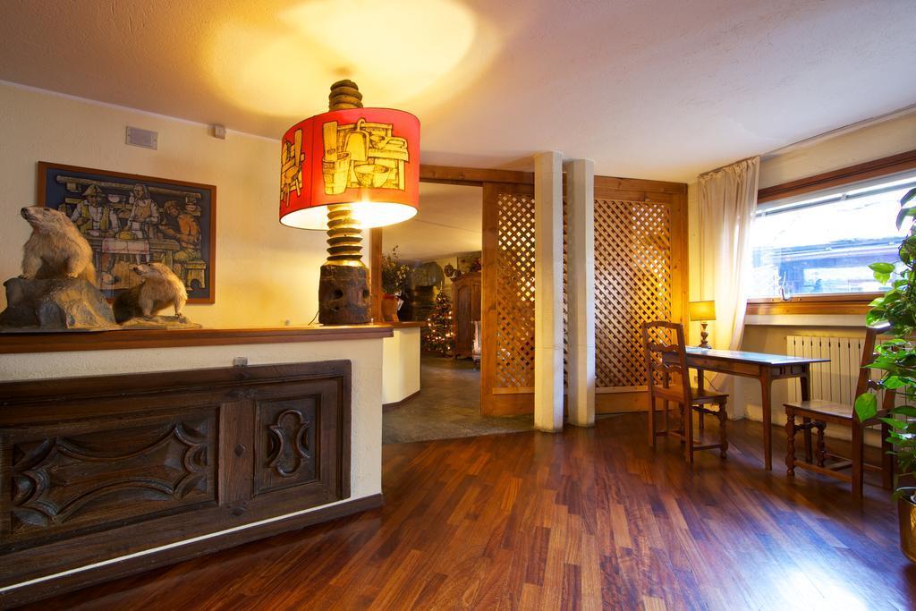Hotel Dolonne Κουρμαγιέρ Εξωτερικό φωτογραφία
