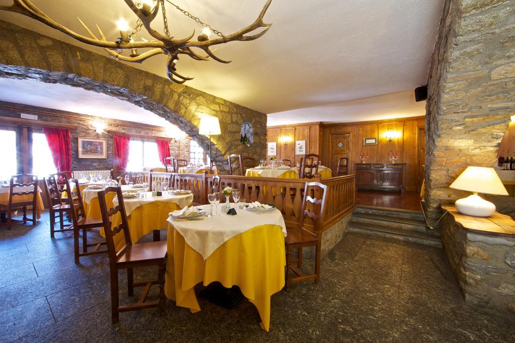 Hotel Dolonne Κουρμαγιέρ Εξωτερικό φωτογραφία
