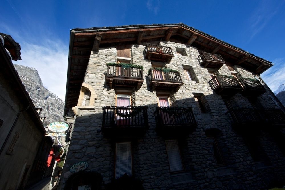 Hotel Dolonne Κουρμαγιέρ Εξωτερικό φωτογραφία