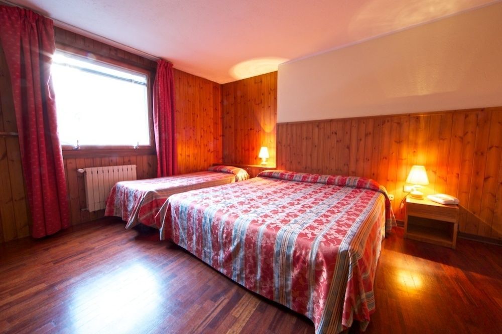 Hotel Dolonne Κουρμαγιέρ Εξωτερικό φωτογραφία